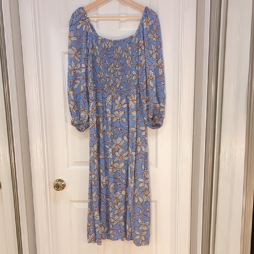 🌸 Blue Floral Smocked Midi Dress – Romantic & Effortlessly Feminine
